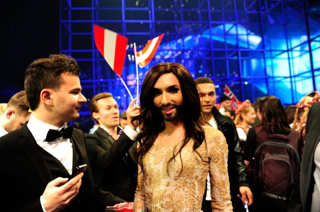 Eurovision starı sakallı kadından şaşırtan karar 11