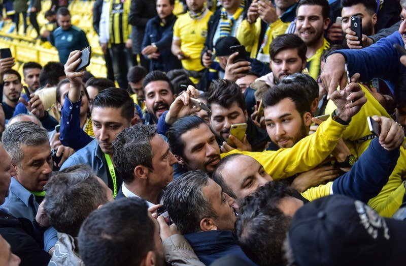 Fenerbahçe Galatasaray maçından renkli kareler 13