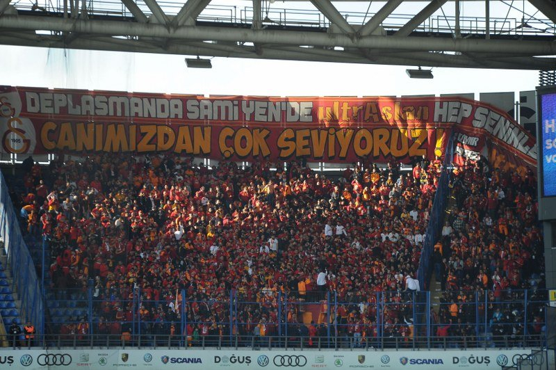 Fenerbahçe Galatasaray maçından renkli kareler 5