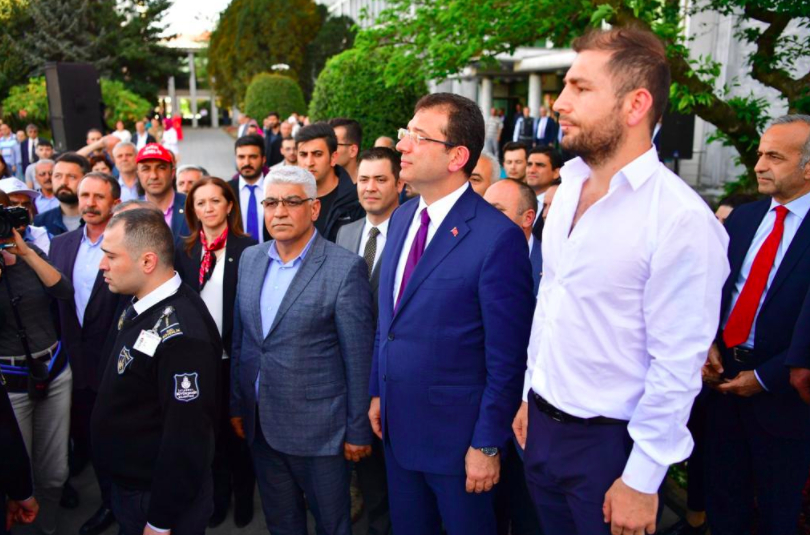 Ekrem İmamoğlu, İBB çalışanlarının 1 Mayıs'ını kutladı 5
