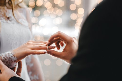 Evliliğinizin burcunu öğrenin! İşte düğün tarihinize göre evliliğinizin 11