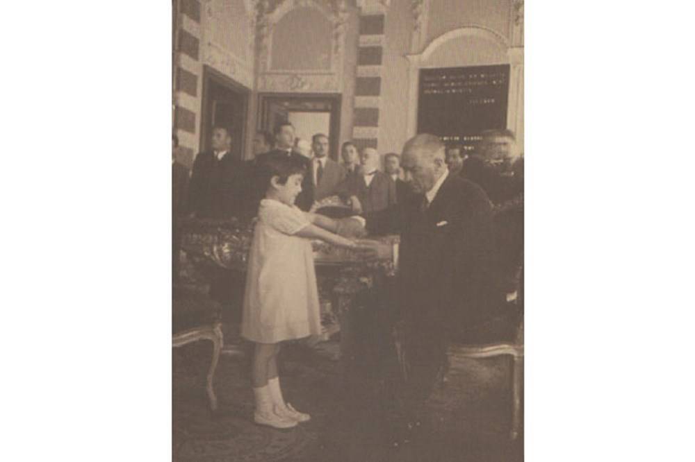Atatürk ve çocuklar 19