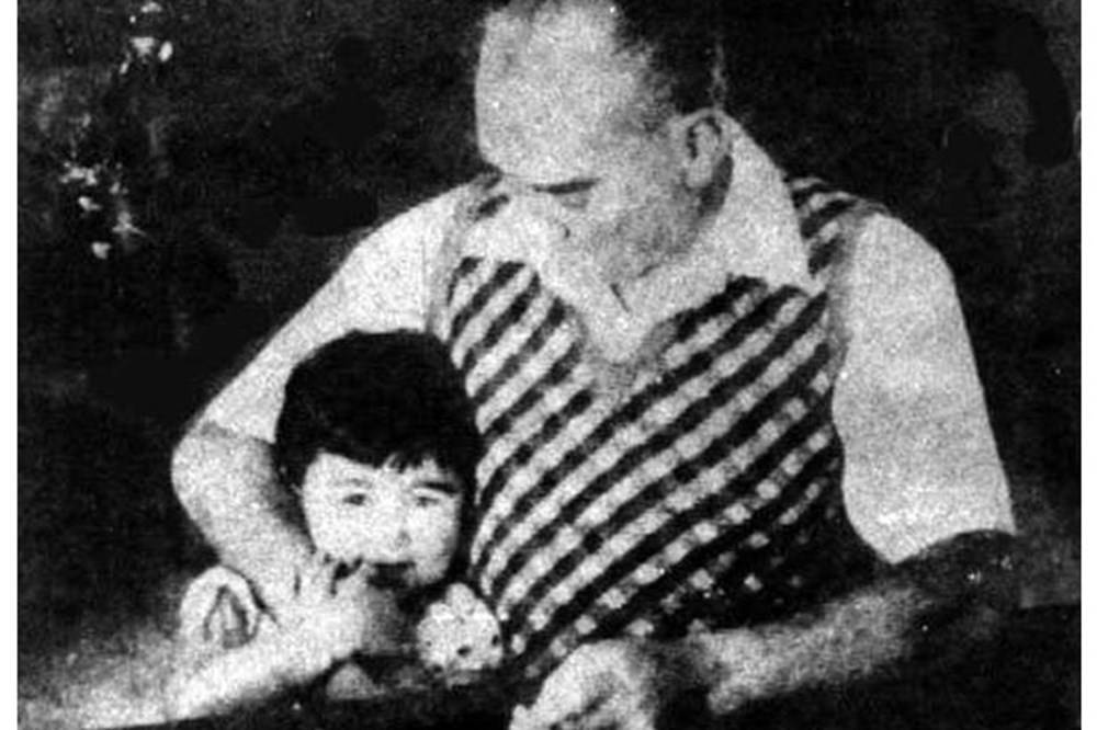 Atatürk ve çocuklar 28