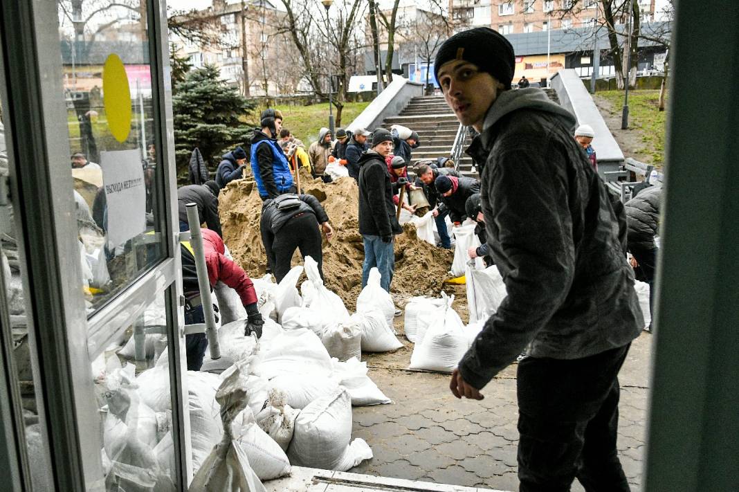 Zaporozhye direnişi... Siviller hazırlanıyor.. 11