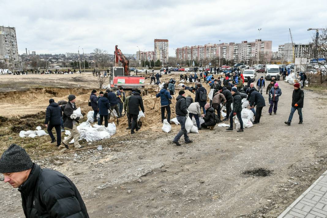 Zaporozhye direnişi... Siviller hazırlanıyor.. 16