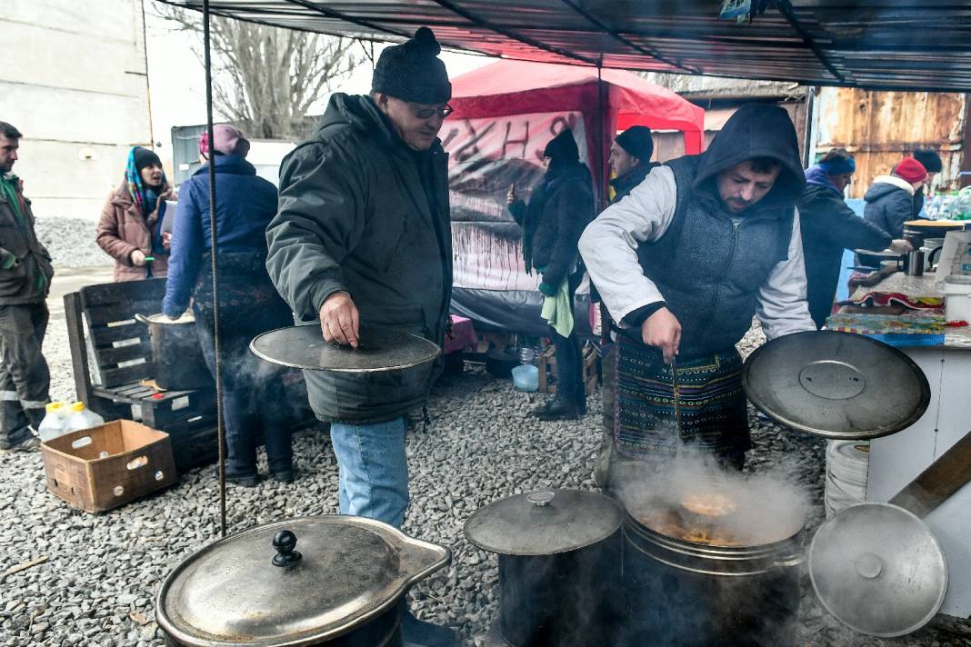 Zaporozhye direnişi... Siviller hazırlanıyor.. 19