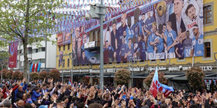 Trabzon bordo mavi: Taraftarlar şampiyonluğu bekliyor