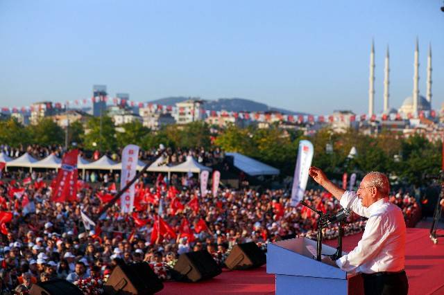 Tarihi 'Milletin Sesi' mitinginden kareler 34