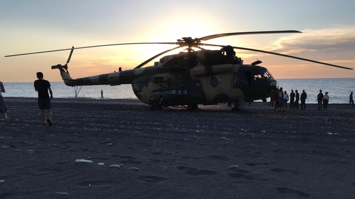 Azerbaycan'a ait helikopter Giresun'a acil iniş yaptı