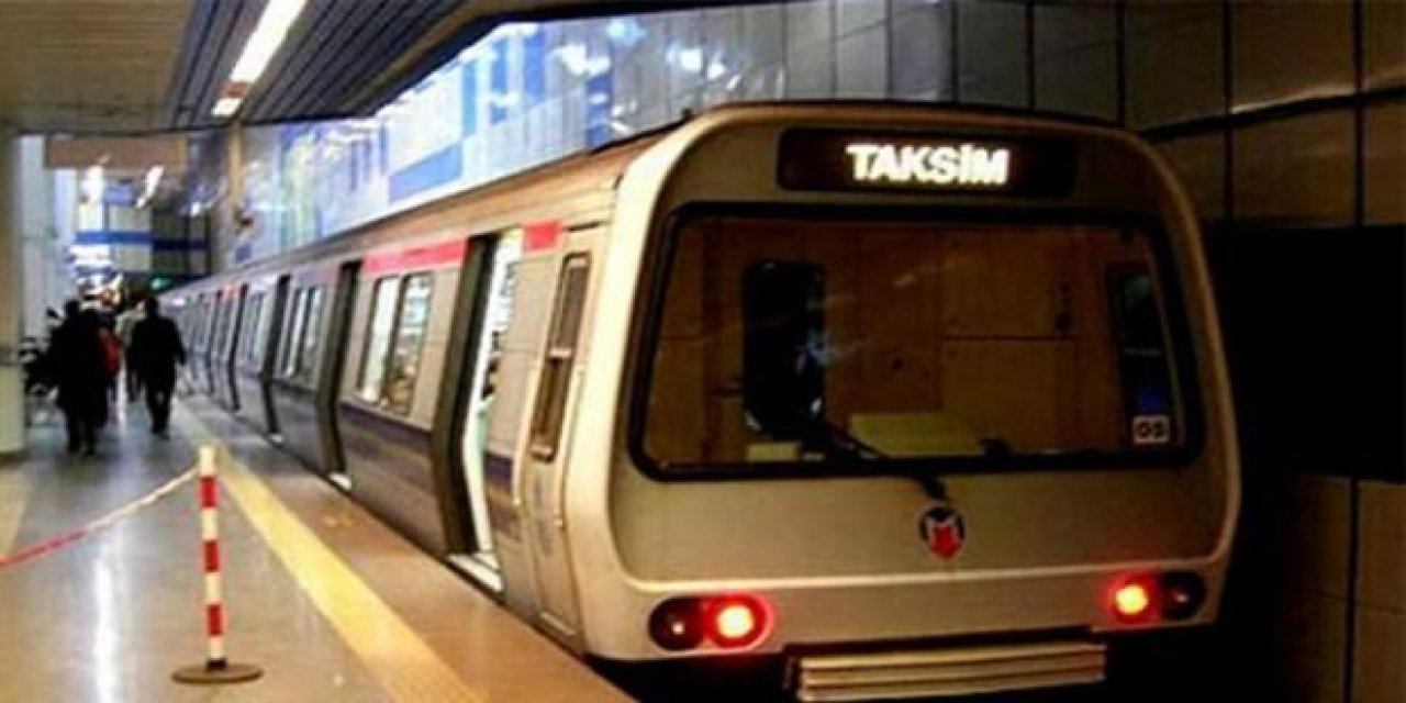 Taksim Metro İstasyonu'nda seferler durduruldu