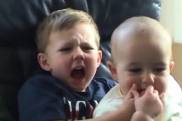 'Charlie parmağımı ısırdı' NFT ile rekor fiyata satıldı