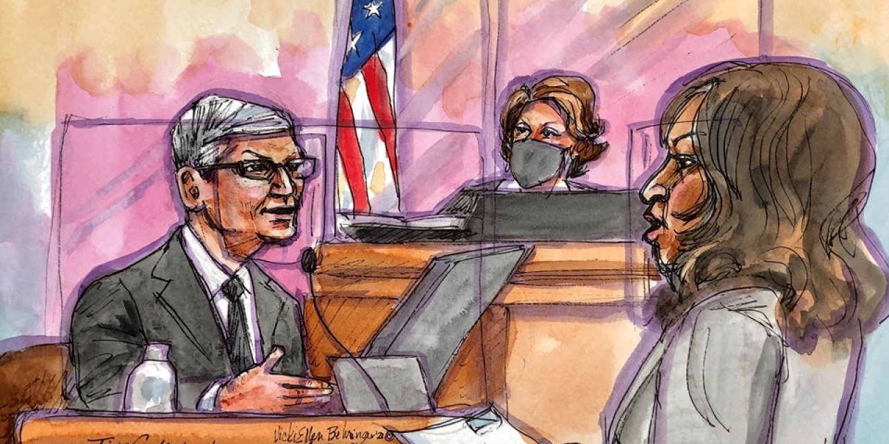 Apple CEO'su Tim Cook mahkeme kürsüsünde