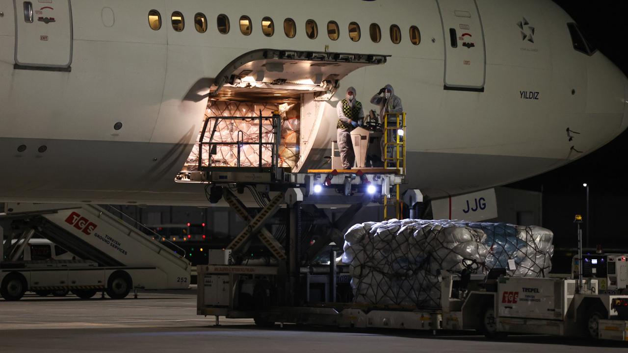 BioNTech’in yeni dozları Türkiye’de