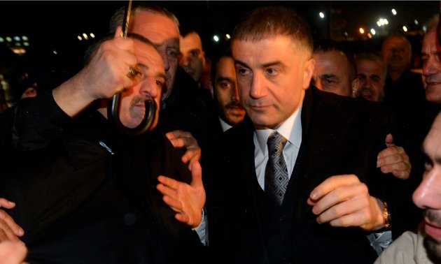 Sedat Peker, Defne Samyeli'nden özür diledi