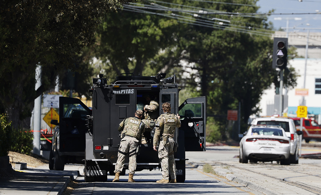 ABD'de silahlı saldırıda 8 kişi hayatını kaybetti