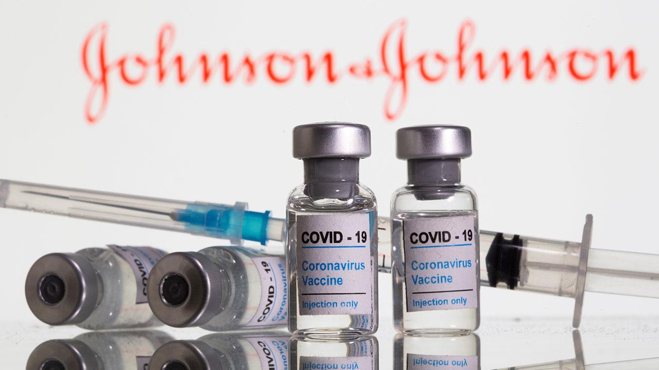 Bir kişi hayatını kaybetti: Johnson&Johnson aşısı için yeni karar