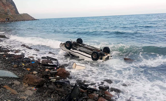 Tekirdağ'da otomobil denize uçtu: 5 yaralı