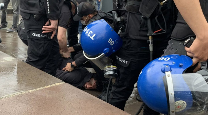 Ethem Sarısülük anmasına polis engeli