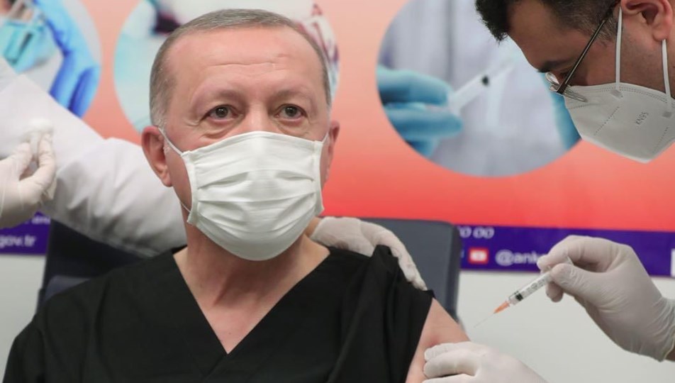 Erdoğan '3 aşı oldum' dedi: Sosyal medya ayağa kalktı