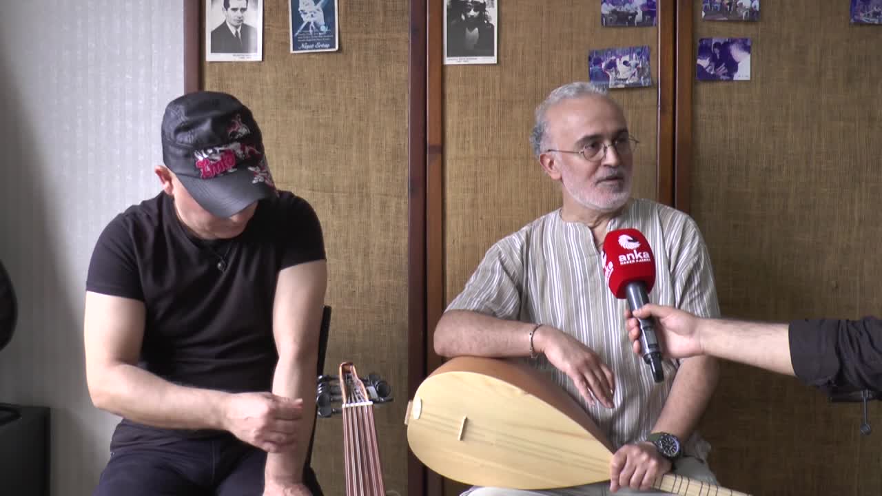 Müzisyenlerden 1 Haziran Genelgesi'ne tepki: Bu virüs sadece enstrüman ve notalardan mı geçiyor?