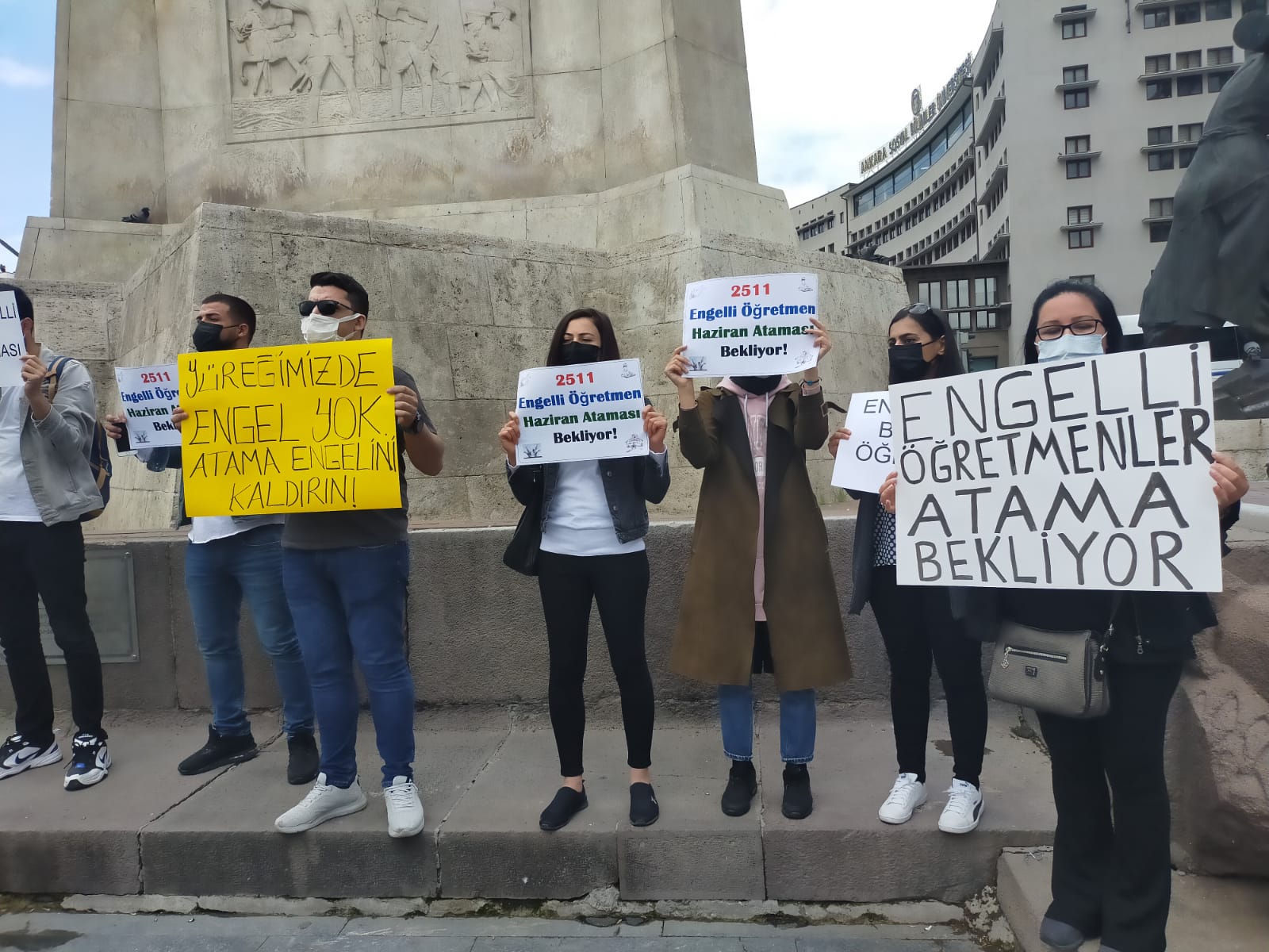 Engelli öğretmenler eylemde: Atama sözünün tutulmasını bekliyoruz