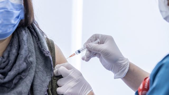 Üç büyük ilde uygulanan aşı miktarı açıklandı