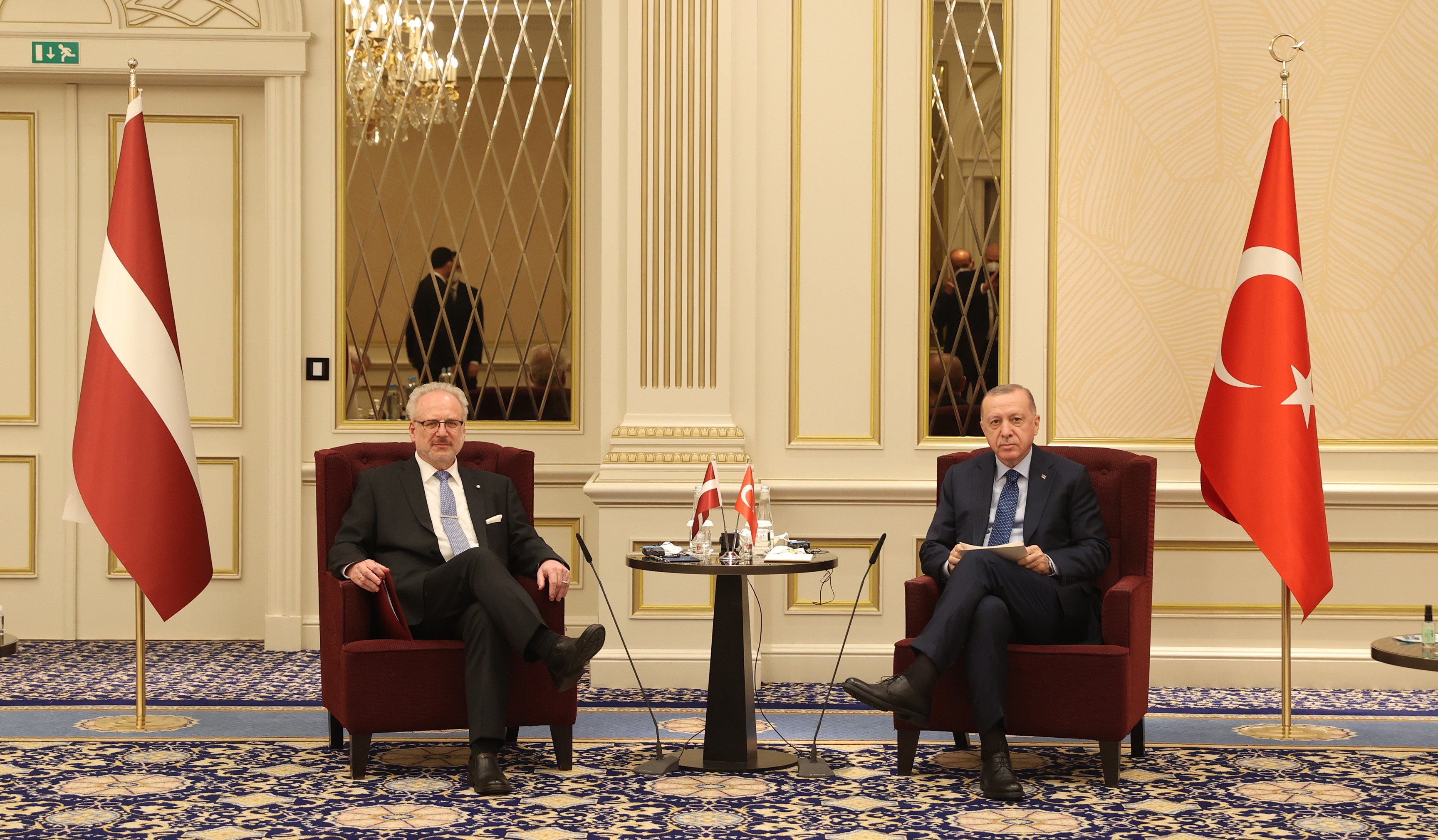 Cumhurbaşkanı Erdoğan, Letonya Cumhurbaşkanı Levits ile bir araya geldi
