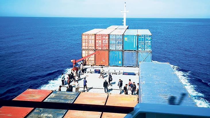 Türk kaptan Malta açıklarında 97 göçmeni kurtardı: Uluslararası kriz çıktı, göçmenler isyana kalkıştı