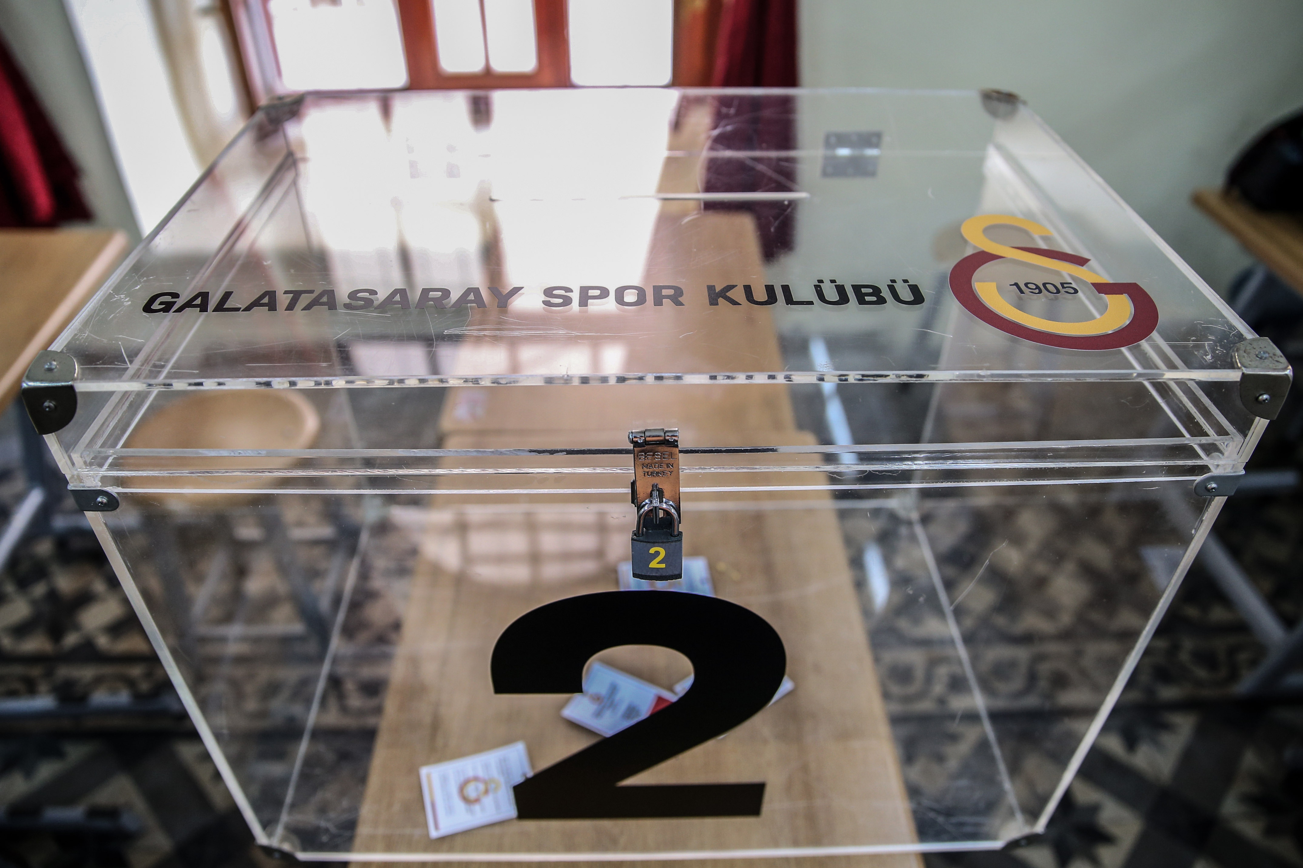 Galatasaray’da başkanlık seçimi başladı