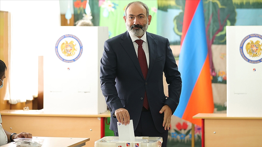 Ermenistan'da Paşinyan’ın partisi kazandı