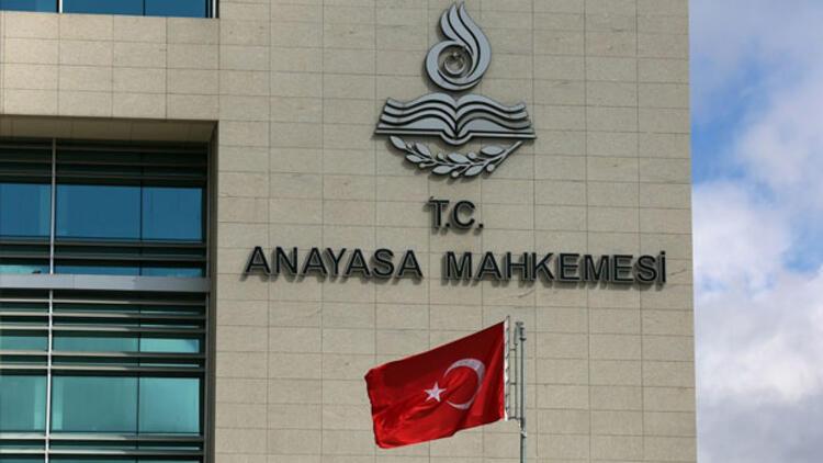 AYM'den 'Çift maaş' kararı: Merkez Bankası ile ilgili CBK iptal edildi