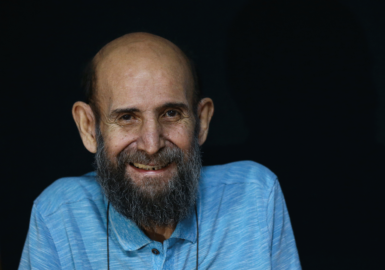 Bizimkiler dizisinin Cemil'i tiyatro sanatçısı Uğurtan Sayıner vefat etti