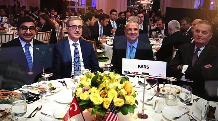 Savunma Sanayii Başkanı İsmail Demir ve Sezgin Baran Korkmaz ile aynı masada!