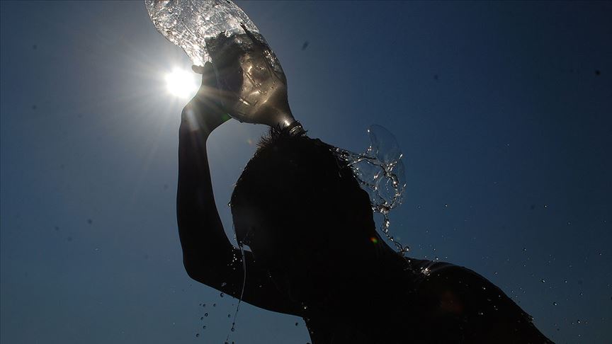 Termometrelerin 50 dereceye yaklaştığı Arap ülkelerinde 'sıcak' alarmı