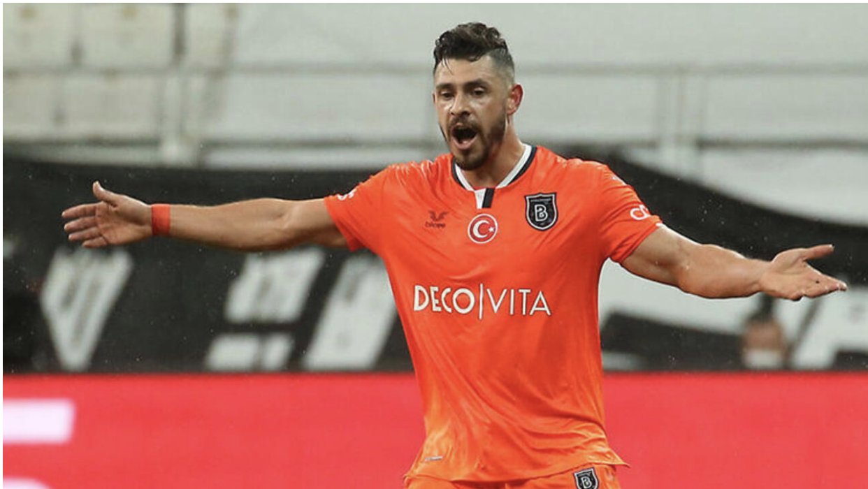Başakşehir'de Giuliano ile yollar ayrıldı