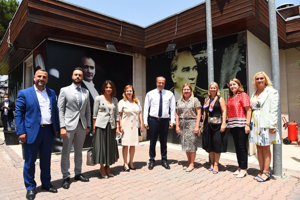 16 başkonsolos Avcılar'da