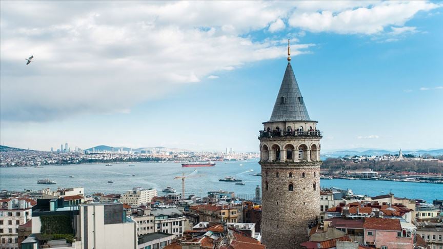 Galata'da bakanlık tarifesi: Bilet 30 TL'den, 100 TL'ye çıktı