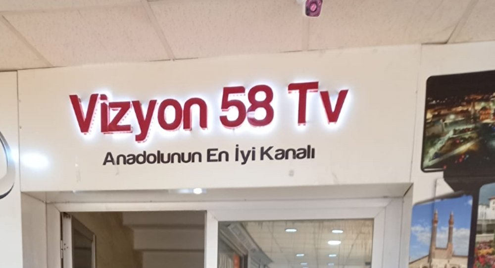 AKP'li kanal sahibi: İşimizi yapamaz hale geldik, siyasal baskılar, tehditler..