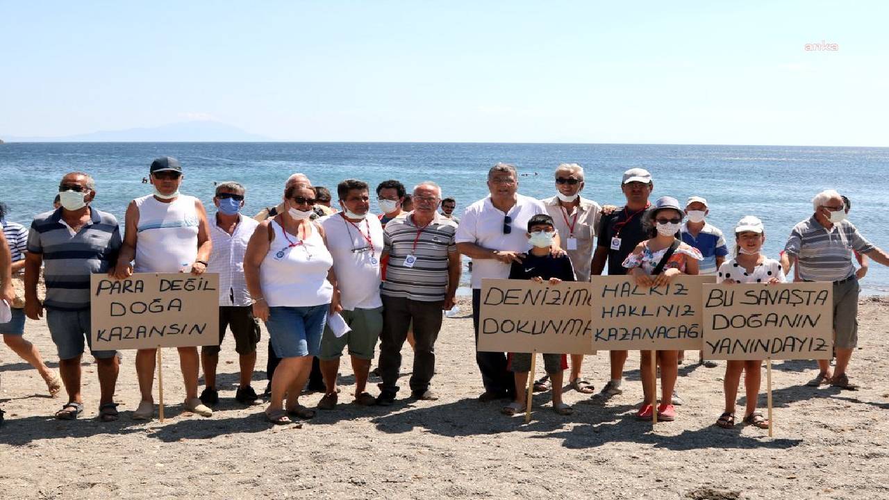 CHP'li Sındır: Akarca sahilinin haritadan silinmesine izin vermeyeceğiz