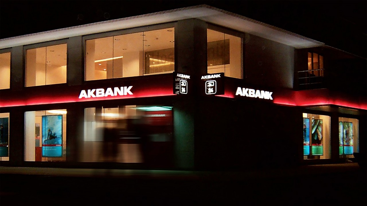 Akbank'taki kesinti devam ediyor: Bankadan açıklama geldi