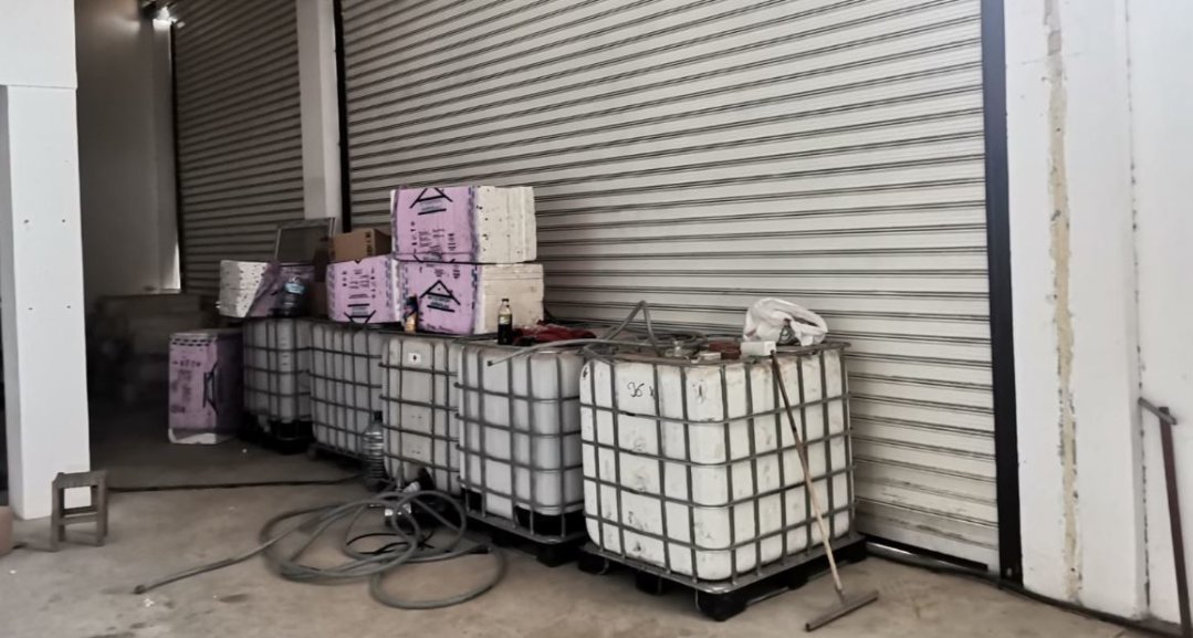 İzmir'de kaçak içki operasyonu