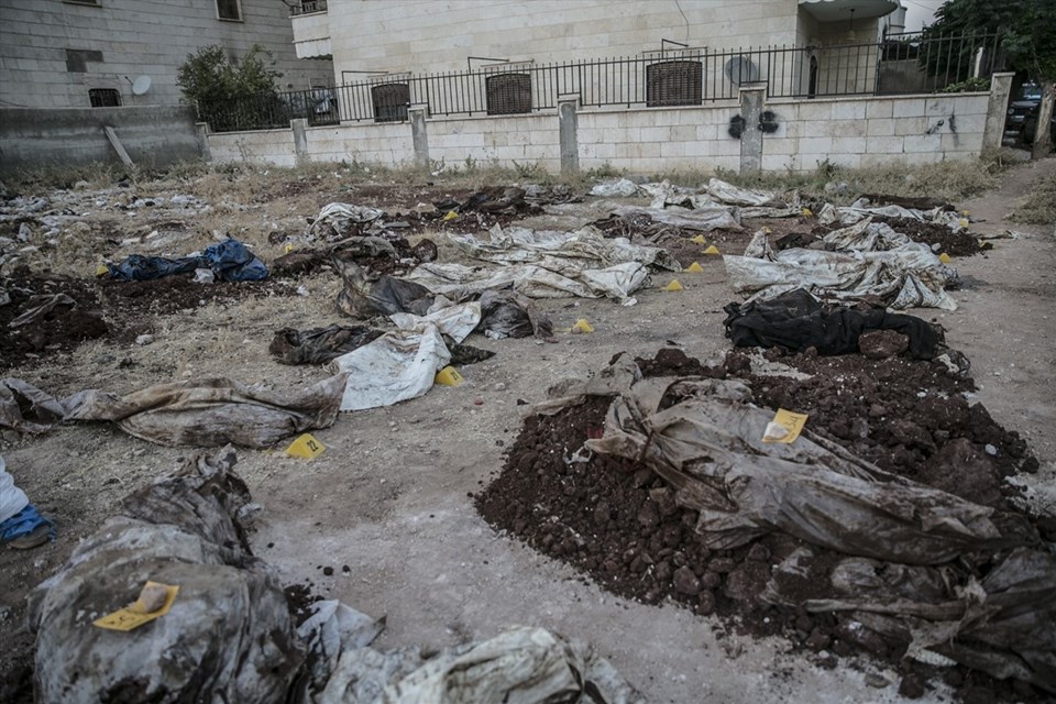 Afrin'de toplu mezar bulundu: MSB, 'Bulunan ceset sayısında artış olabilir' dedi