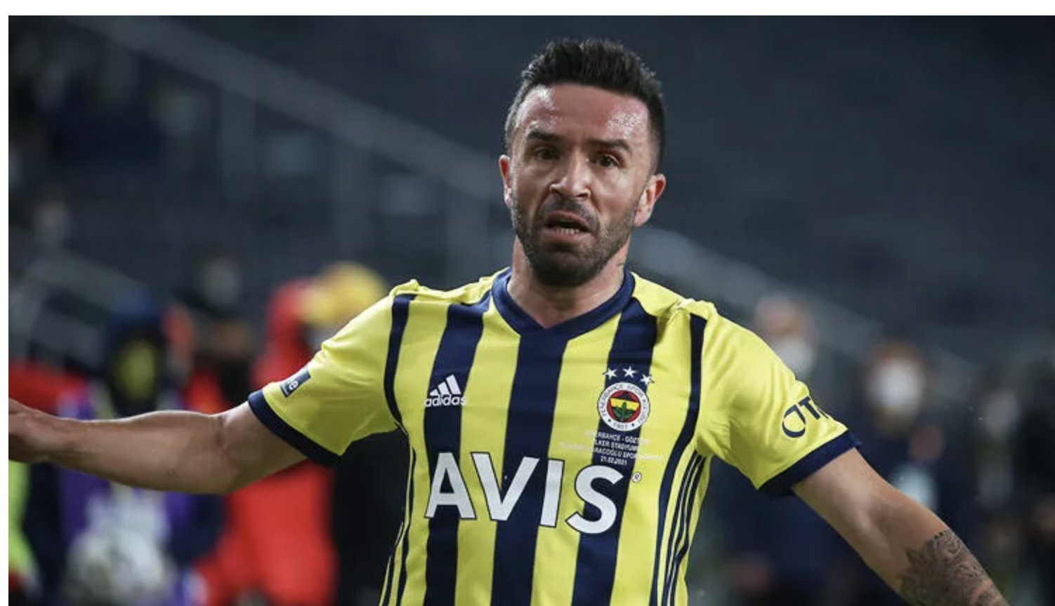 Fenerbahçe'den ayrılan Gökhan Gönül için transfer iddiası!