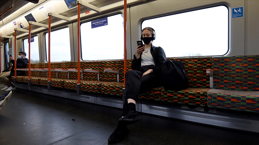 AB'de haftalık koronavirüs vakaları yüzde 64 arttı