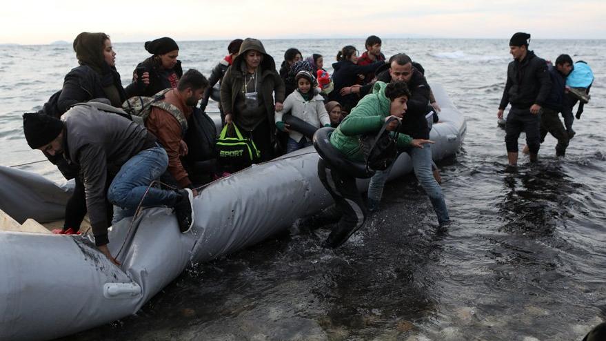 8 bin göçmen girince İngiltere alarm verdi: Kabul edilemez