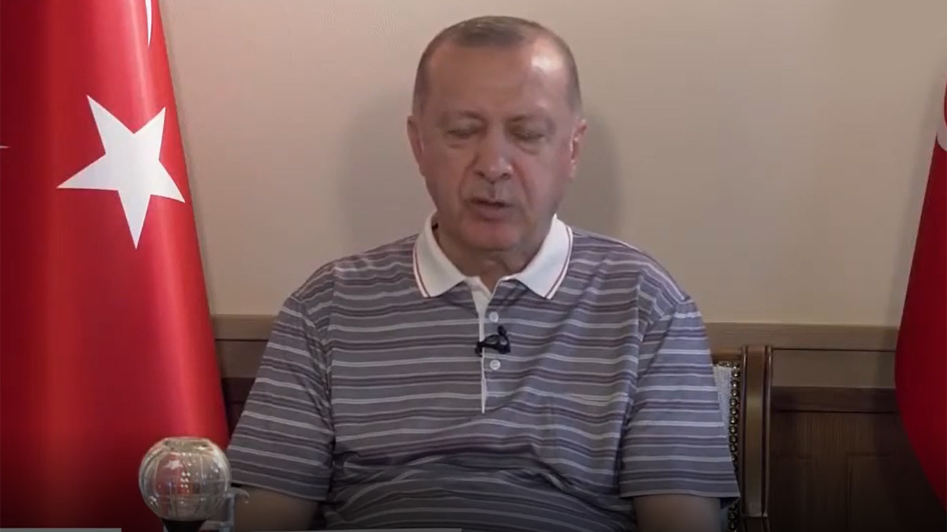 Erdoğan bayramlaşma sırasında uyuyakaldı