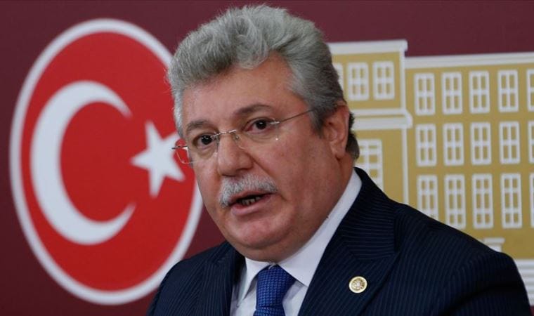 AKP'li Akbaşoğlu: AKP kaybettiğinde yerli otomobilimizin başına neler geleceğini kimse tahmin edemez