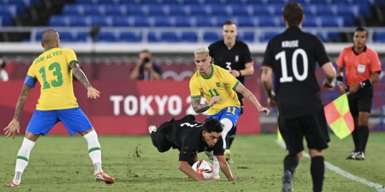 Tokyo'da Brezilya Almanya'yı 4 golle devirdi