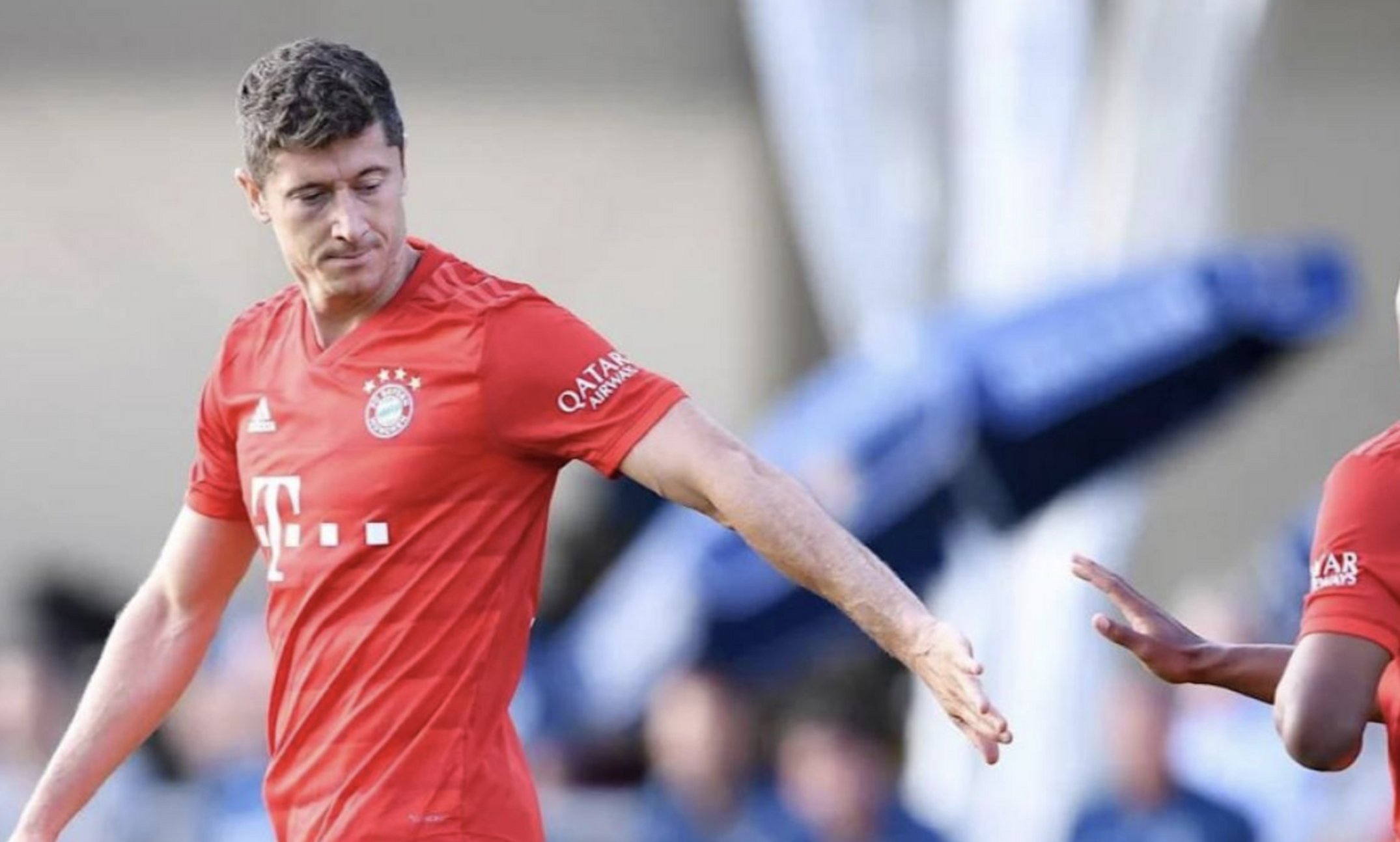 Lewandowski, Almanya'da yılın futbolcusu seçildi