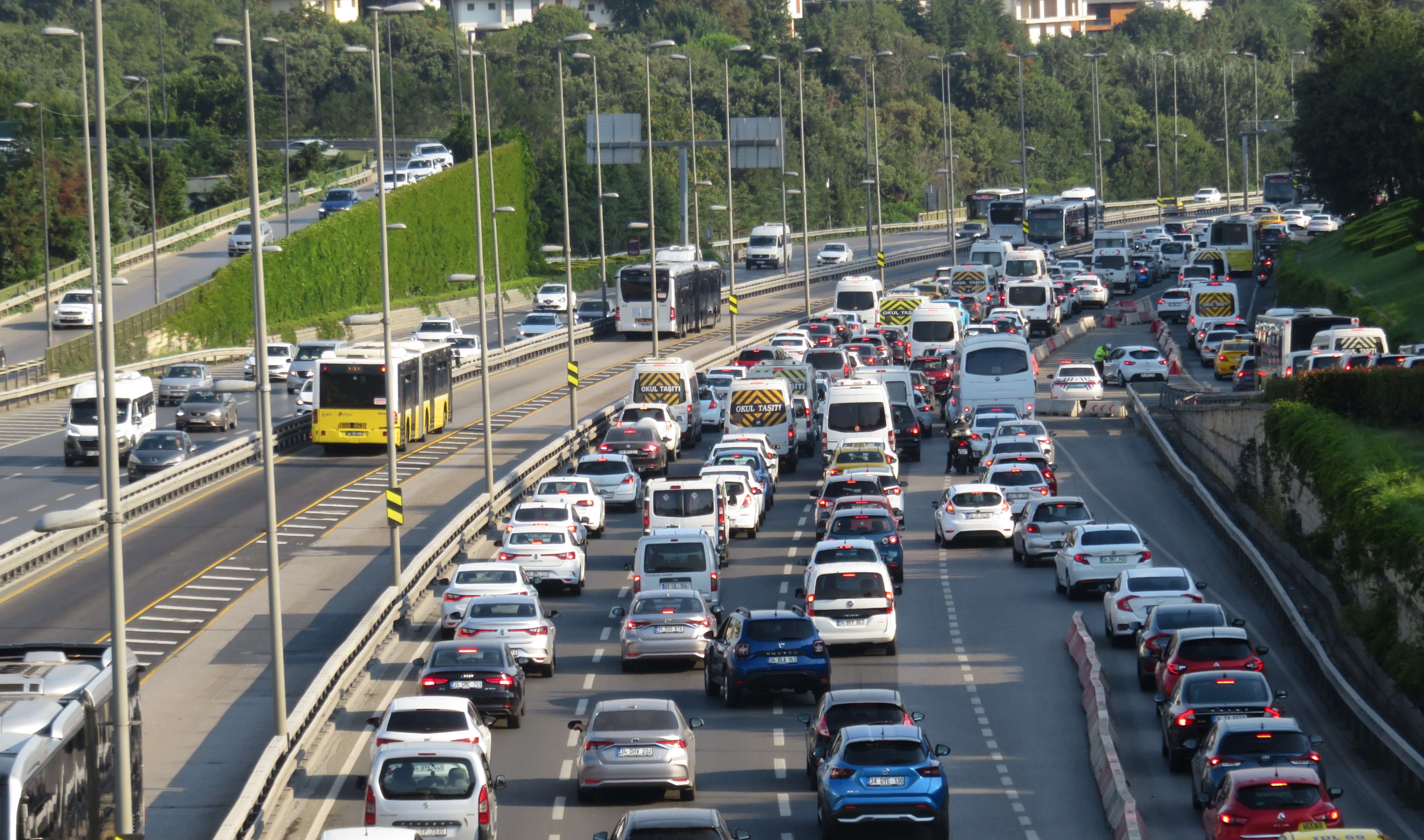 9 günlük tatilin ardından İstanbul'da trafik yoğunluğu